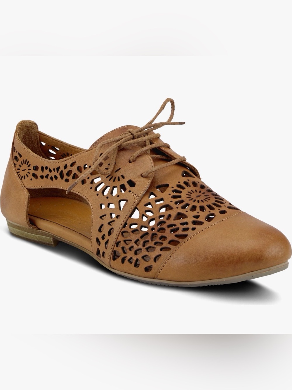 Nordstrom $140 now 5⭐️ Spring Step 
Women's Camel Lace-Up Flats 41/9.5-10